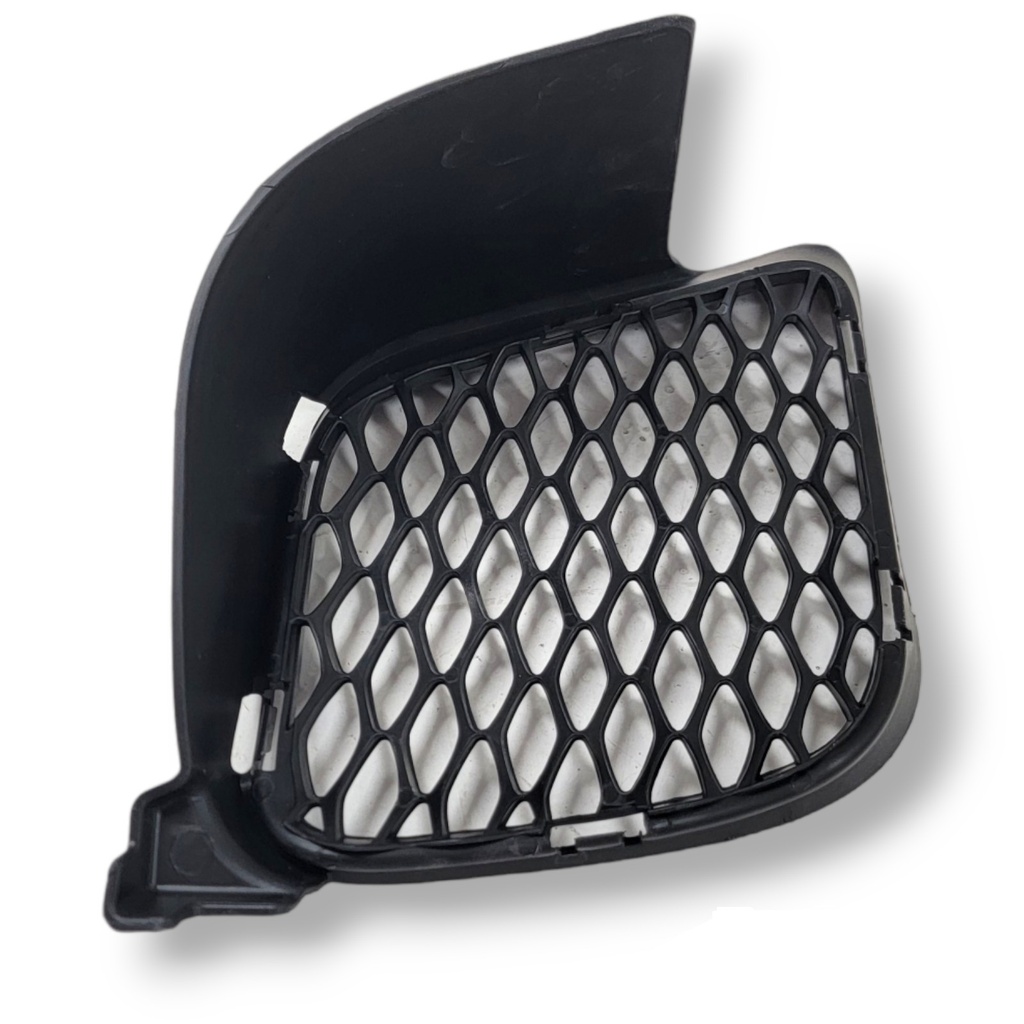 REJILLA BUMPER DELANTERO TRACKHAWK RH 17-22