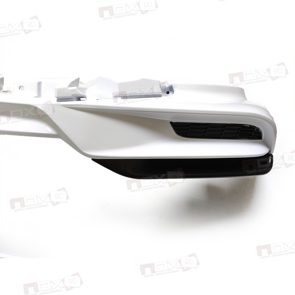 LIP DELANTERO LX570 2021