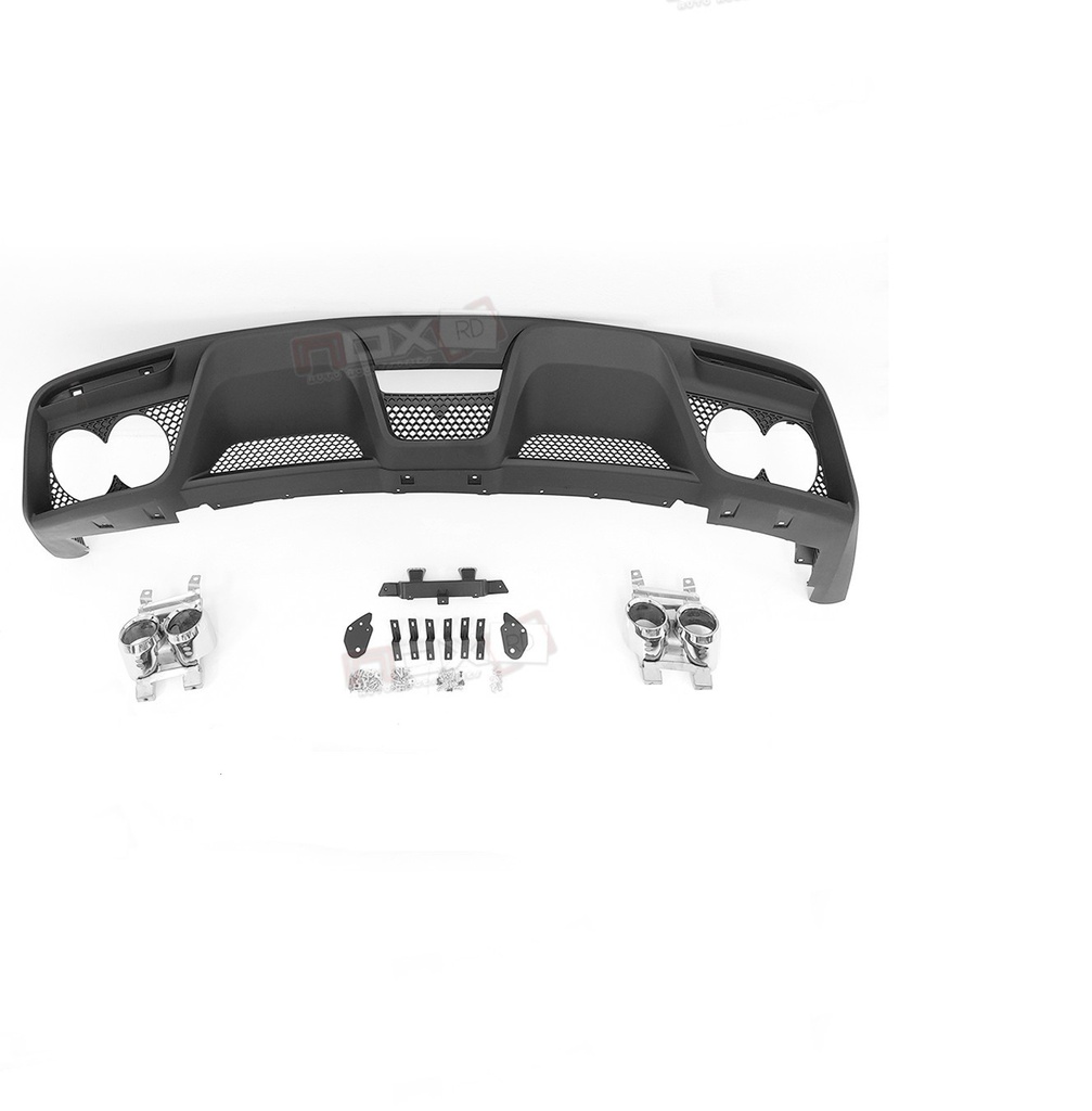 DIFUSOR TRASERO Y BOQUILLAS SHELBY PARA MUSTANG
