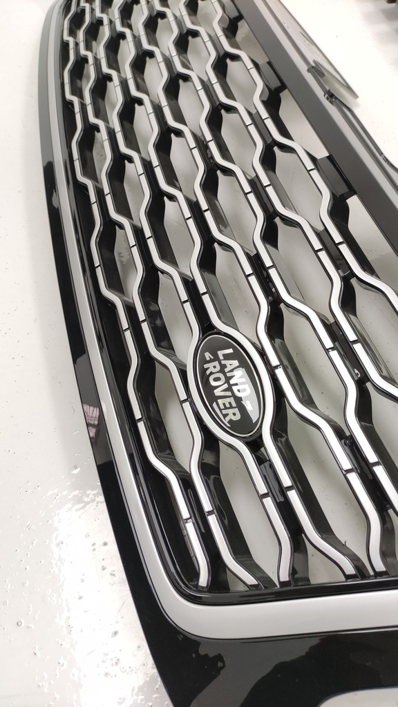 EMBLEMA DE PARRILLA RANGE ROVER 08-20
