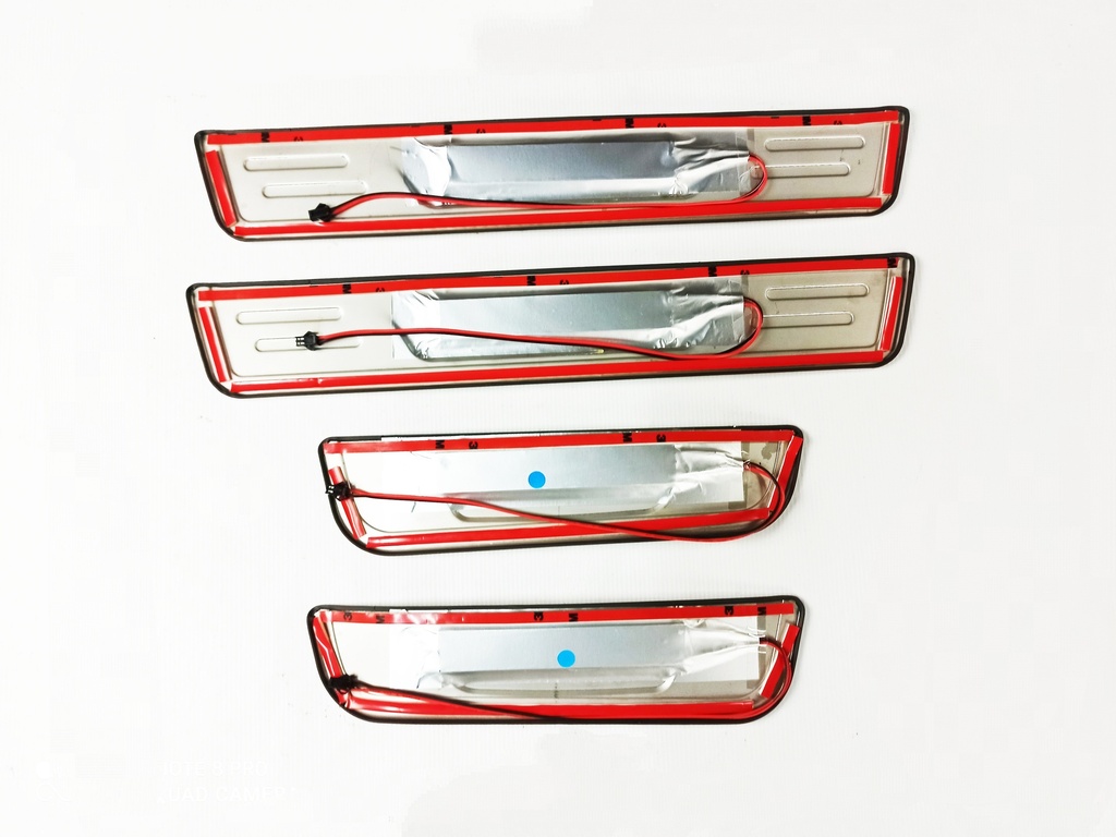 PARALES LED CHROME RAV4 07-12 4PZAS