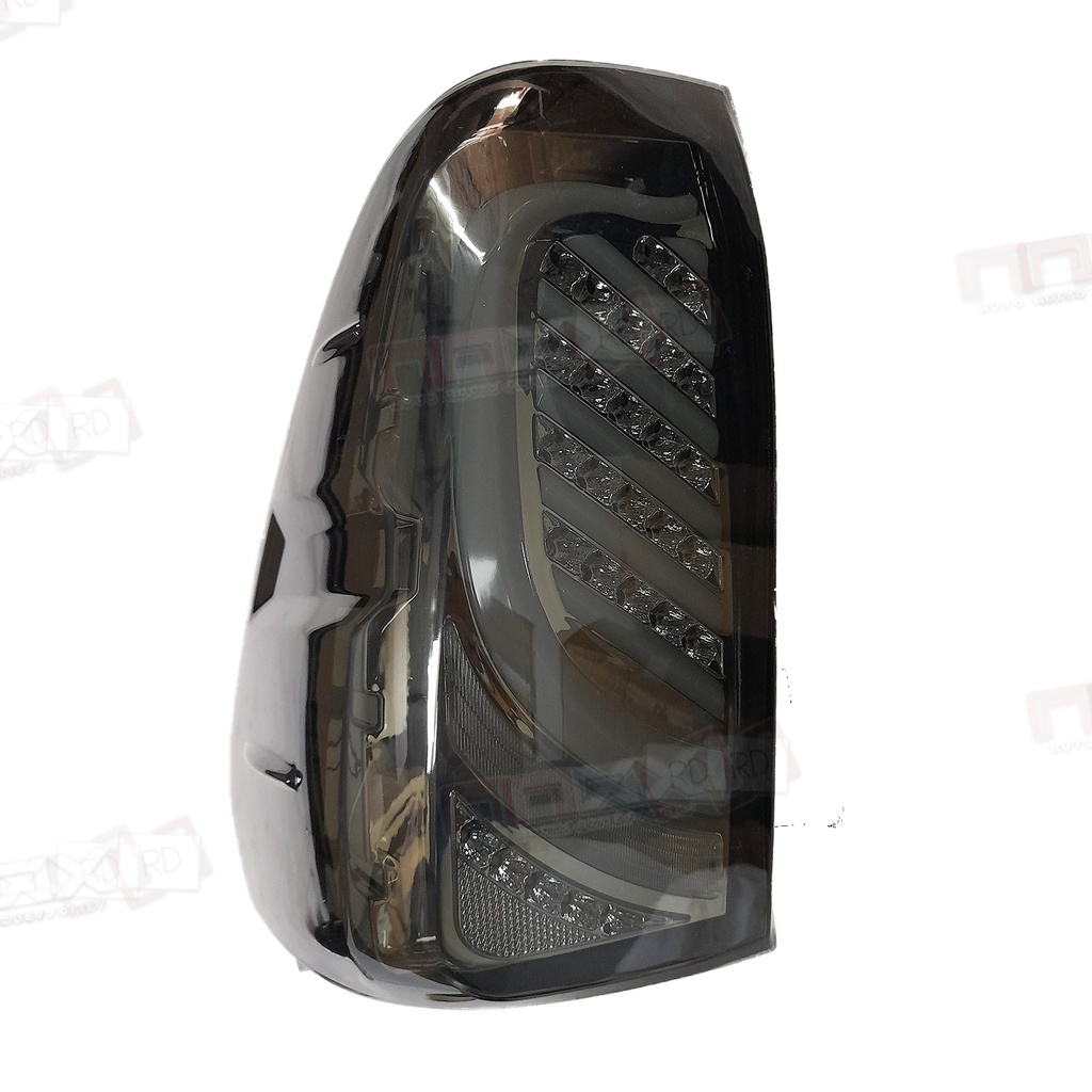 LUCES LED HILUX 16-21 SMOKE SECUENCIALES