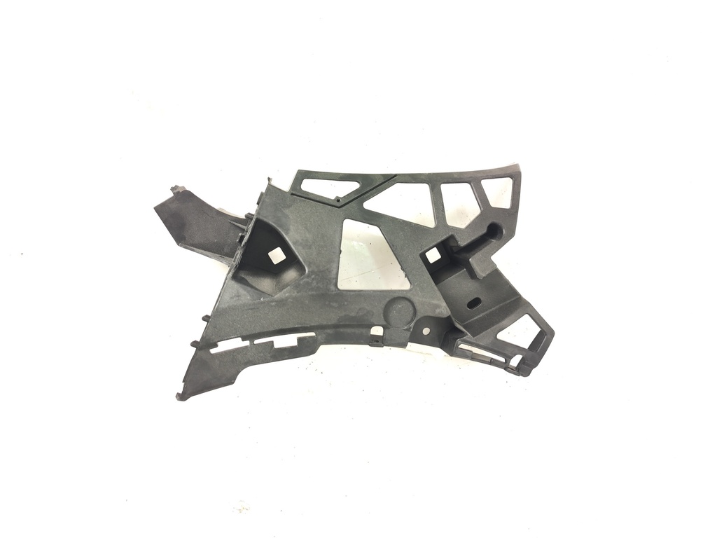 BASE DE BUMPER TRASERO RH MERCEDES GLE 16-19