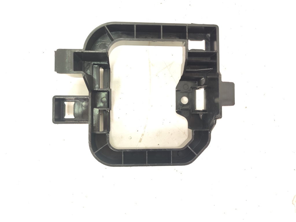BASE DE HALOGENO LH NISSAN FRONTIER 21-23 PARA ORIGINAL