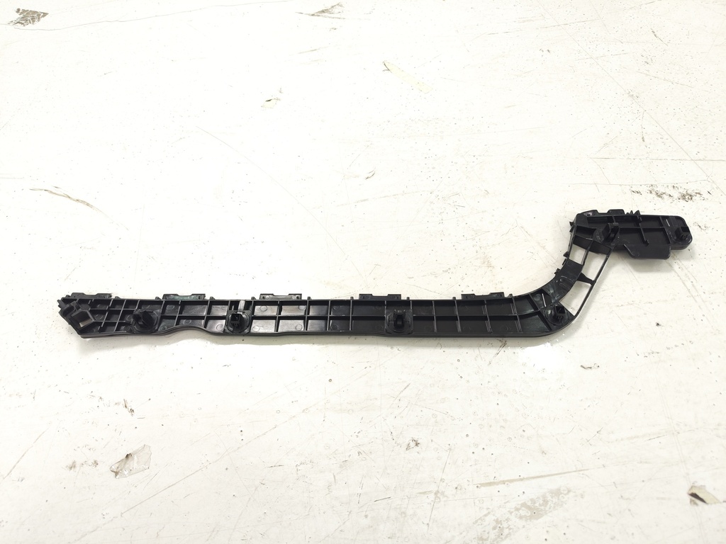 GUIA DE BUMPER TRASERO LX570 13-15 RH