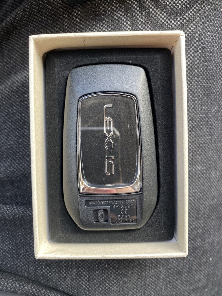 COVER DE LLAVE LX570
