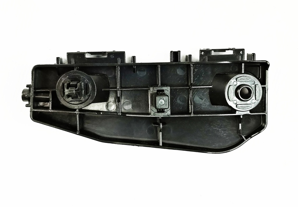 GUIA BUMPER DELANTERO LC200 LH 16-20