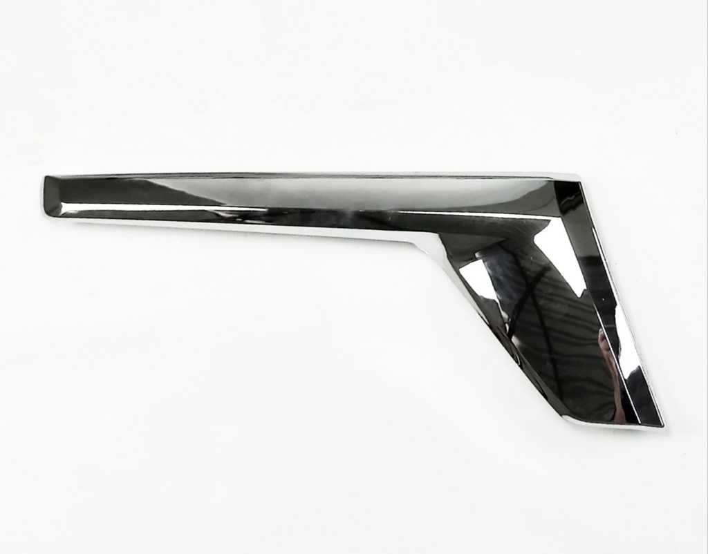 EXTENSION CHROME DE PARRILLA LC200 RH 16-20