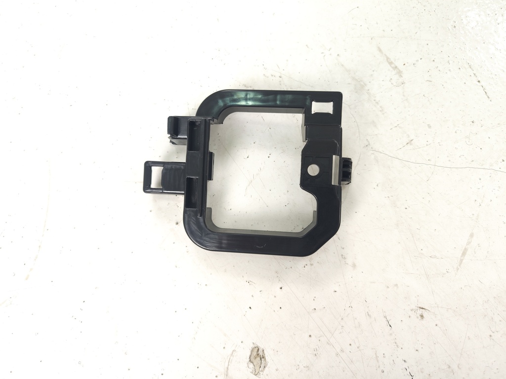 BASE DE HALOGENO RH NISSAN FRONTIER 22-25 PARA SENCILLA